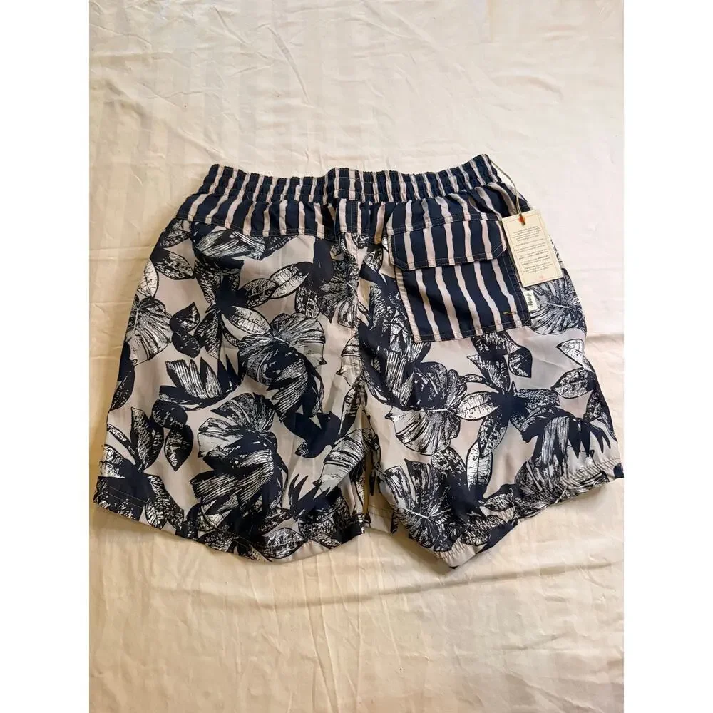Maaji Men's Reversible Printed Mid Length Swimsuit Trunks 6